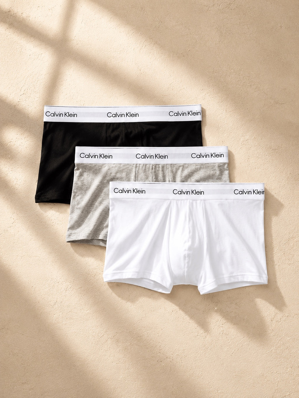 CALVIN KLEIN LOW RISE TRUNKS | PILKA/BALTA/JUODA